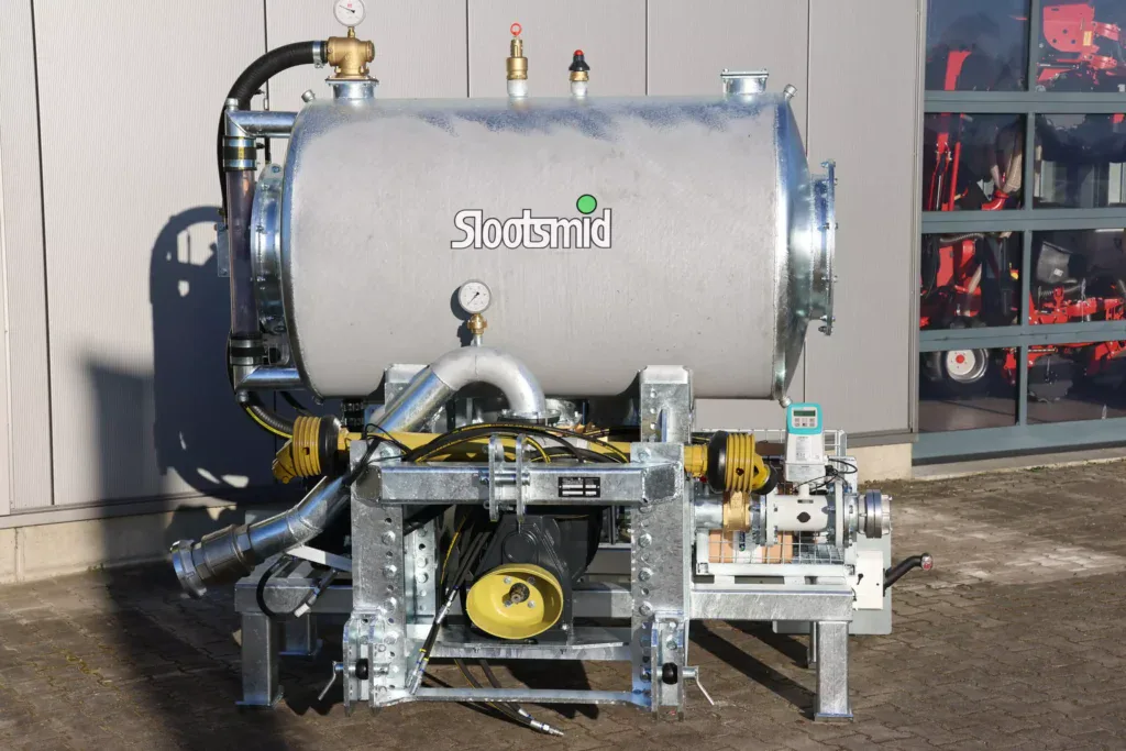 Slootsmid pompunit voor hoge capaciteit mestpompen en sleepslangsystemen