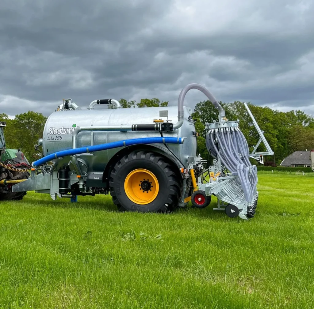 Slootsmid Solid mesttank voor transport en bemesting
